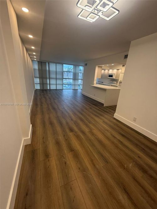 209-851 Three Islands Blvd, Hallandale Beach, FL, 33009-2835 | Card Image