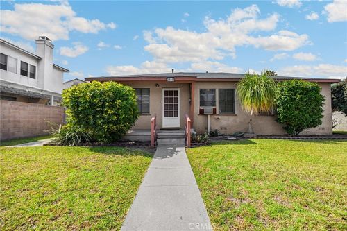 2100 W Valencia Dr, Fullerton, CA, 92833-3236 | Card Image