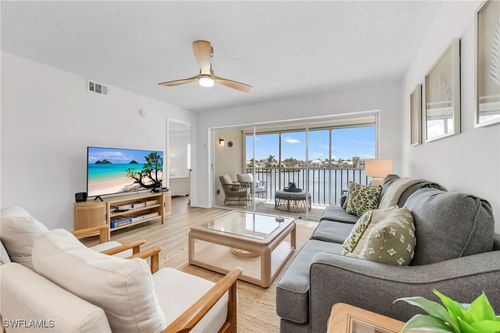 apt-205-10682 Gulf Shore Dr, NAPLES, FL, 34108-3029 | Card Image