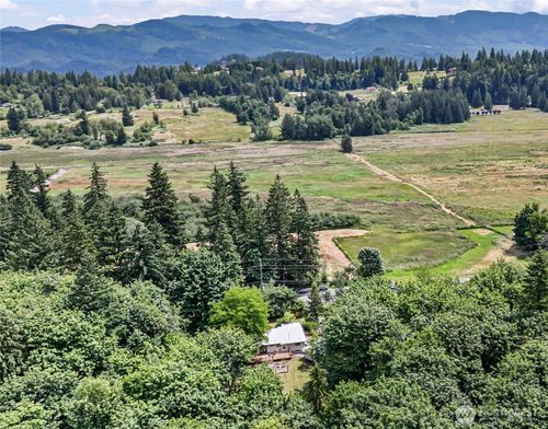 39429 264th Ave Se, Enumclaw, WA, 98022-8877 | Card Image