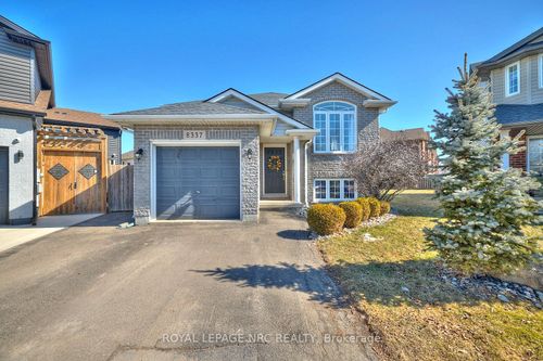 8337 Atack Crt, Niagara Falls, ON, L2H3N4 | Card Image