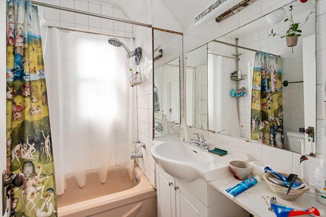 527 20 Avenue Sw, House other with 3 bedrooms, 1 bathrooms and 1 parking in Calgary AB | Image 25