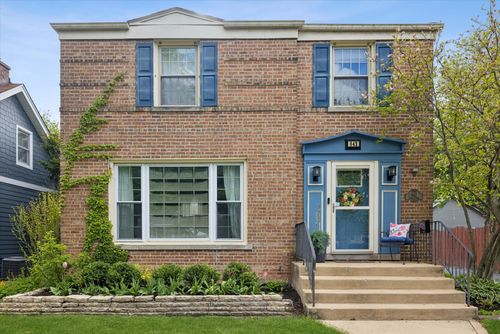 842 Forest Rd, La Grange Park, IL, 60526-1610 | Card Image