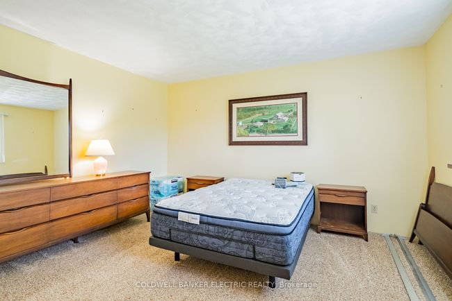 2534 Sherbrooke St W, House other with 3 bedrooms, 3 bathrooms and 4 parking in Cavan Monaghan ON | Image 23
