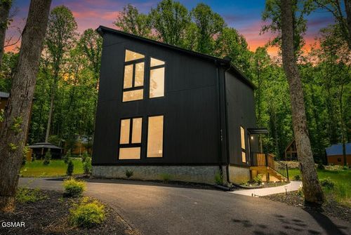 4142 Fontaine Way, Gatlinburg, TN, 37738 | Card Image
