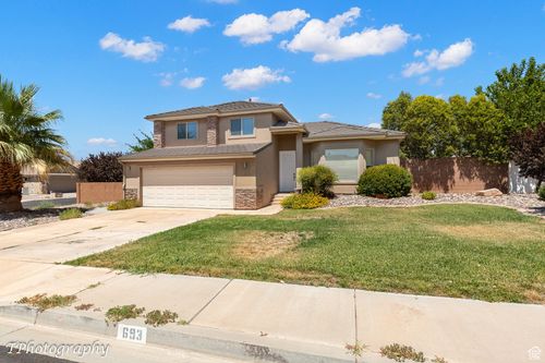 693 E Castle Stone Dr, Washington, UT, 84780-8238 | Card Image