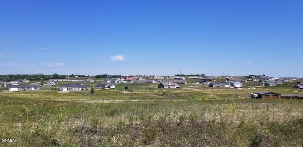 Land in Watford City