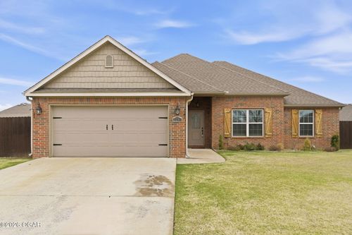 2230 Hunter Dr, Pea Ridge, AR, 72751-3924 | Card Image