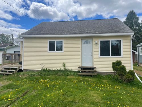 665 2nd St S, Park Falls, WI, 54552-1002 | Card Image