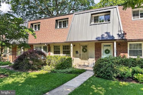 318-104 W Annandale Rd, FALLS CHURCH, VA, 22046-4206 | Card Image