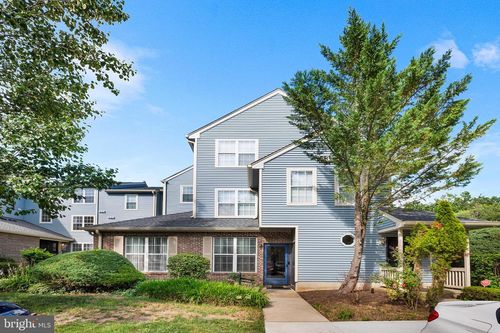4301 Bayberry Ct, Monmouth Junction, NJ, 08852-2127 | Card Image