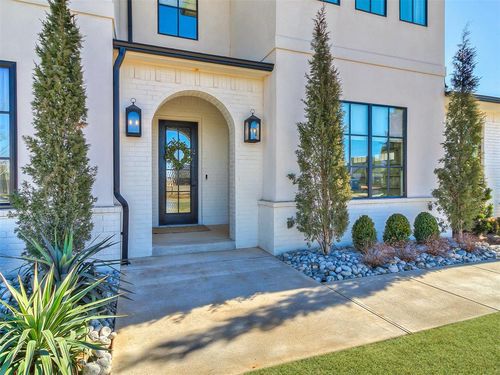 15024 Annecy Blvd, Oklahoma City, OK, 73142-1831 | Card Image