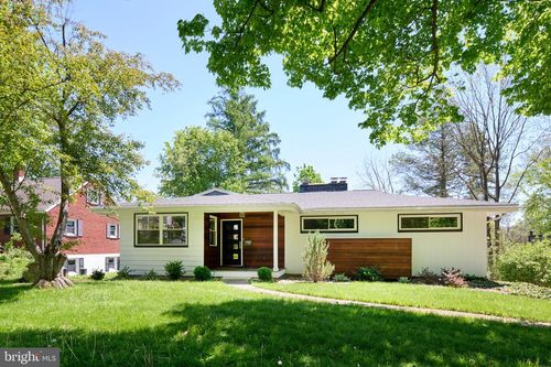 416 E Irvin Ave, STATE COLLEGE, PA, 16801-6601 | Card Image