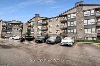 312 - 5 Jacksway Cres, Condo with 2 bedrooms, 2 bathrooms and 1 parking in London ON | Image 1