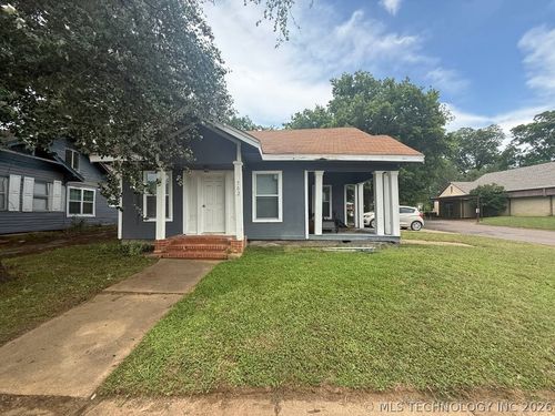 702 W Beech St, Durant, OK, 74701-4340 | Card Image