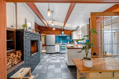 5817 Eagle Island, West Vancouver, BC, V7W1V6 | Card Image