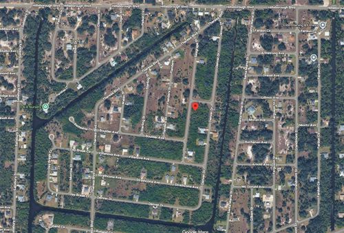 138 Seagrape St, Port Charlotte, FL, 33954-2013 | Card Image