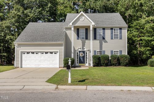 8329 Neuse Lawn Road, Raleigh, NC, 27616 | Card Image