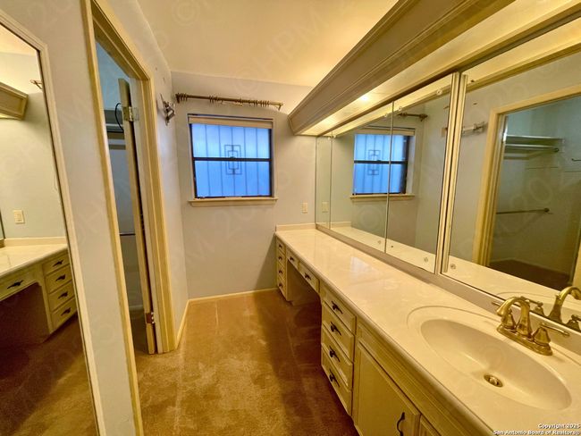 5837 Northgap St, House other with 4 bedrooms, 3 bathrooms and null parking in Windcrest TX | Image 25