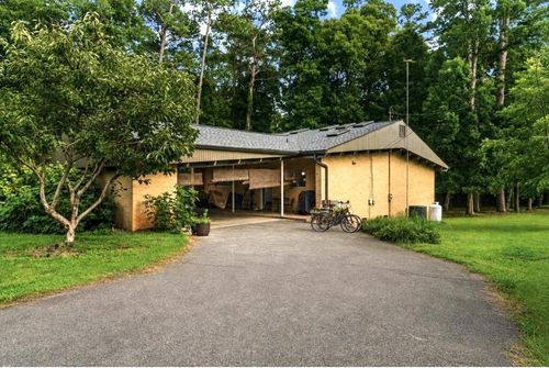 520 W Peachtree Street, Chatsworth, GA, 30705 | Card Image