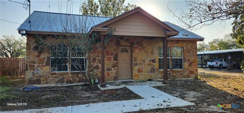 414 Harl St, Pleasanton, TX, 78064-3407 | Card Image