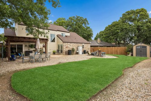2709 Hedgeway Dr, Arlington, TX, 76016-1528 | Card Image