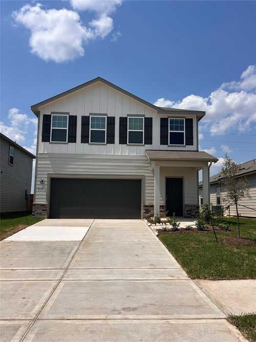 8739 Vacek Crossing Way, Richmond, TX, 77469-4147 | Card Image