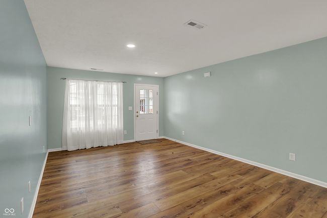503 Fayette Dr, Condo with 3 bedrooms, 3 bathrooms and null parking in Westfield IN | Image 5