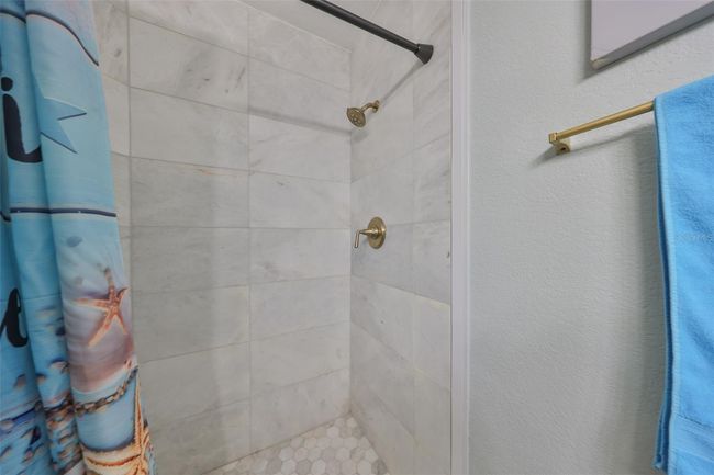 APT-203 - 10100 Sailwinds Blvd N, Condo with 3 bedrooms, 2 bathrooms and null parking in LARGO FL | Image 27