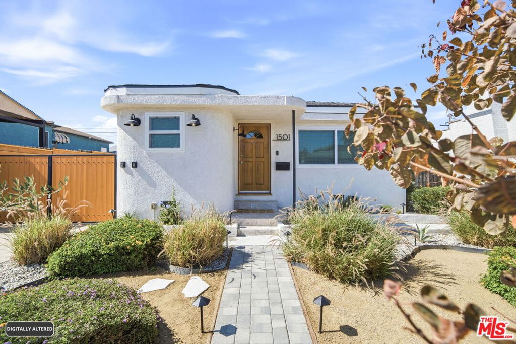 Residential Lease in Los Angeles 3