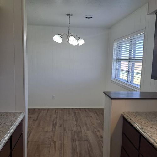 13401 N 2410 Rd, Mountain View, OK, 73062-6216 | Card Image