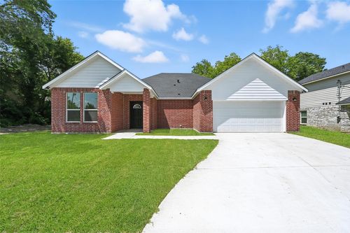 704 W Grove St, Terrell, TX, 75160-3512 | Card Image