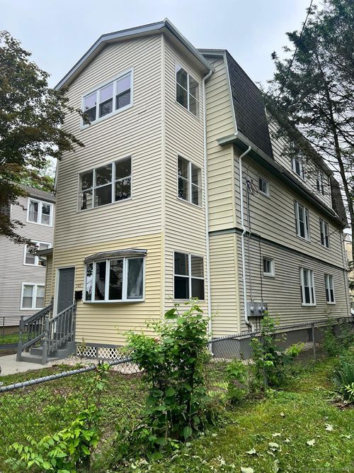 99 Love Lane, Hartford, CT, 06112 | Card Image