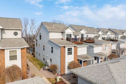 37824 Jefferson Ave, Harrison Township, MI, 48045-2698 | Card Image