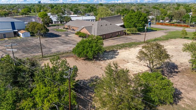 720 N New Rd, Home with 0 bedrooms, 0 bathrooms and null parking in Waco TX | Image 16