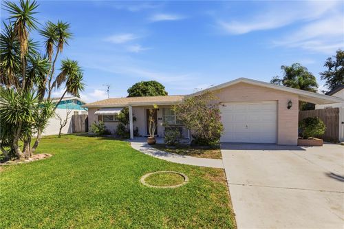 1042 Viking Dr, HOLIDAY, FL, 34691-5164 | Card Image