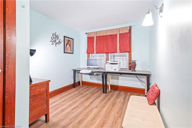 226 Charing Cross St, House other with 3 bedrooms, 1 bathrooms and 5 parking in Brantford ON | Image 22