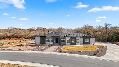 664 Ellen Dr, Grand Junction, CO, 81507-8812 | Card Image