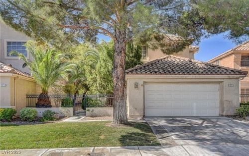 9221 Pitching Wedge Dr, Las Vegas, NV, 89134-6315 | Card Image