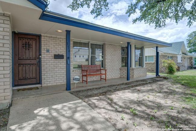 154 Sprucewood Ln, House other with 4 bedrooms, 3 bathrooms and null parking in San Antonio TX | Image 4