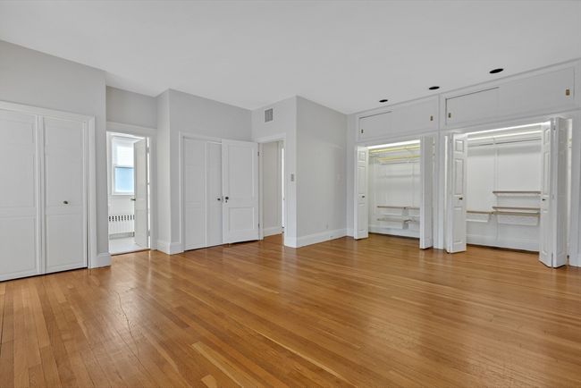 APT-3 - 24 Dean Rd, Condo with 2 bedrooms, 2 bathrooms and 2 parking in Brookline MA | Image 19