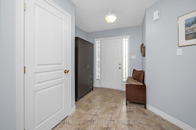 65 Plum Tree Lane, House other with 3 bedrooms, 3 bathrooms and 4 parking in Grimsby ON | Image 4