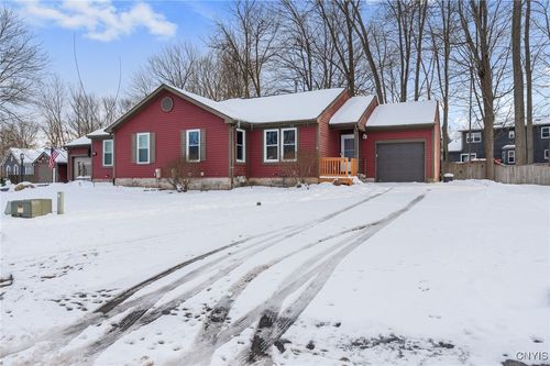 108 Niblick Circle, Van Buren, NY, 13027 | Card Image