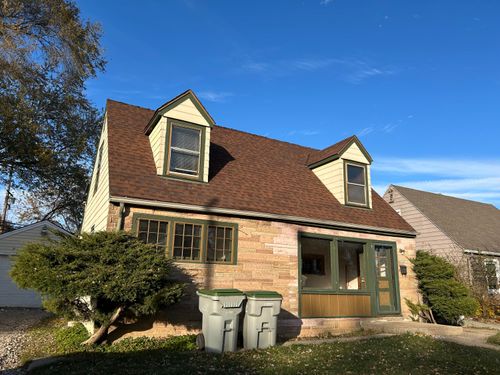 5724 W Carmen Ave, Milwaukee, WI, 53218-2049 | Card Image