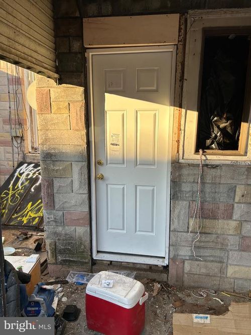 3529 E Fayette St, BALTIMORE, MD, 21224-1526 | Card Image