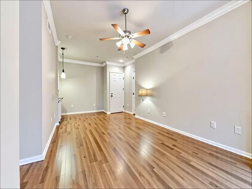 apt-227-2400 Mccue Rd, Houston, TX, 77056-5114 | Card Image