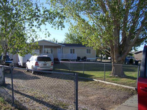 991 Lookout Dr, Glenrock, WY, 82637-5177 | Card Image