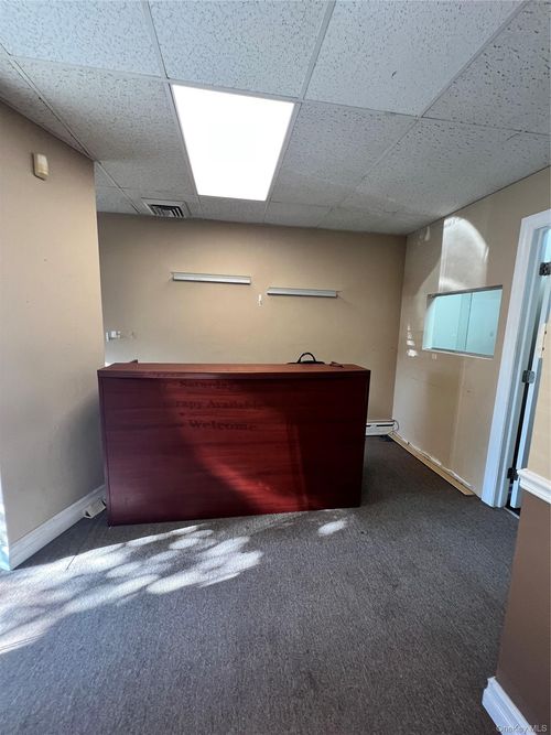 5 Nassau Blvd, Garden City S, NY, 11530 | Card Image