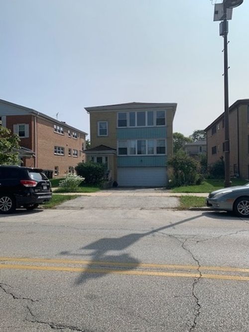 g-3341 W Pratt Ave, Lincolnwood, IL, 60712-3828 | Card Image