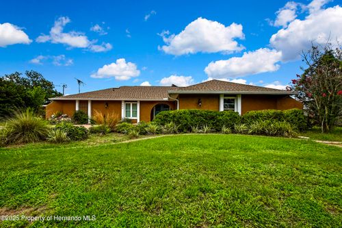 364 Waterfall Dr, Spring Hill, FL, 34608-6864 | Card Image